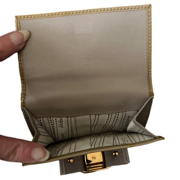 Salvatore Ferragamo Wallet - Picture 11 of 11
